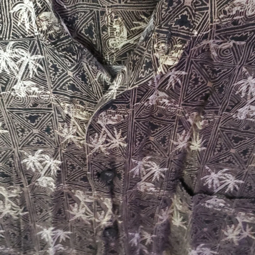 Ivy Crew classics tropical short sleeve shirt - Picture 3 of 8